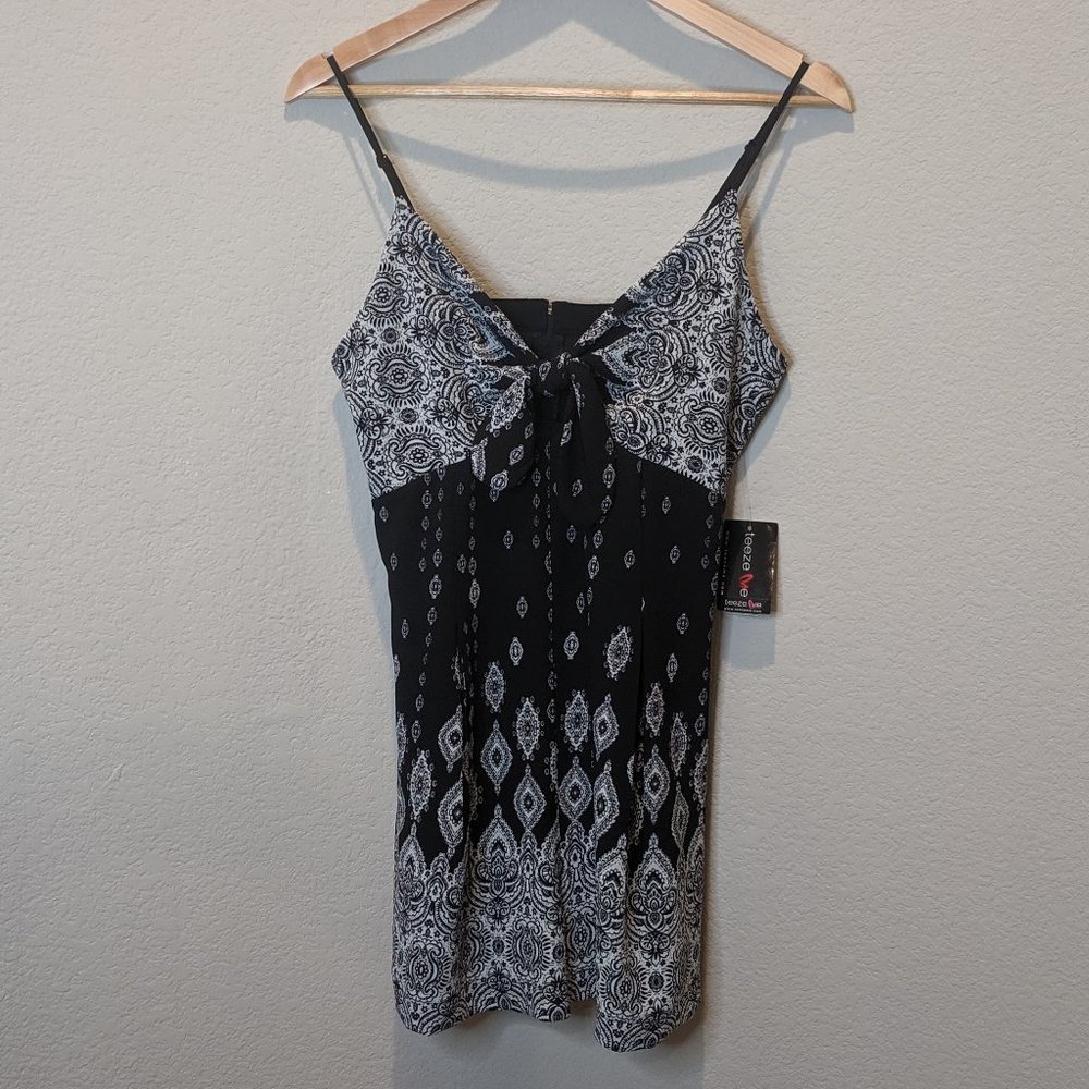 Brand New! TeezeMe Black White Romper 5 - Picture 1 of 6